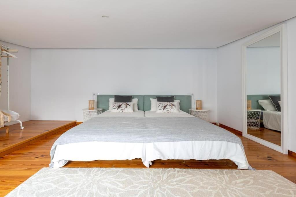 Behouse Alameda Lägenhet Sevilla Exteriör bild